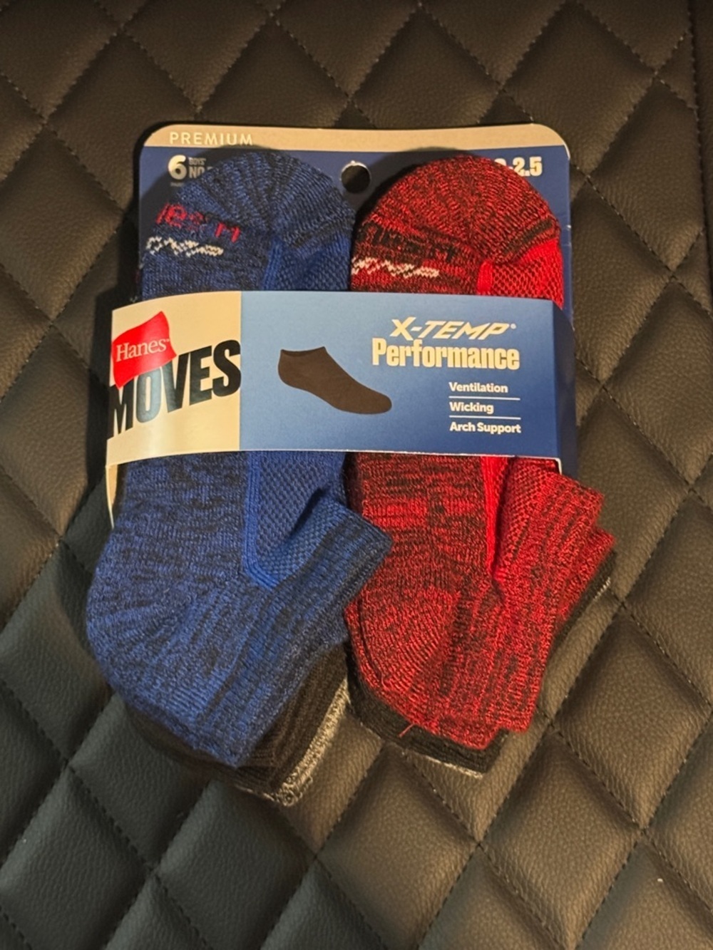 6 pairs Hanes Moves X-Temp Performance No-Show Boys Socks - Blue & Red